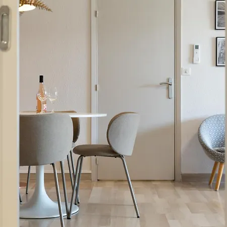 2 Terraced Centre * Cannes