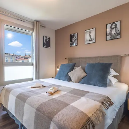 2 Terraced Centre Daire Cannes