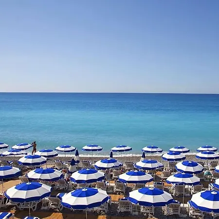 2 Terraced Centre Cannes